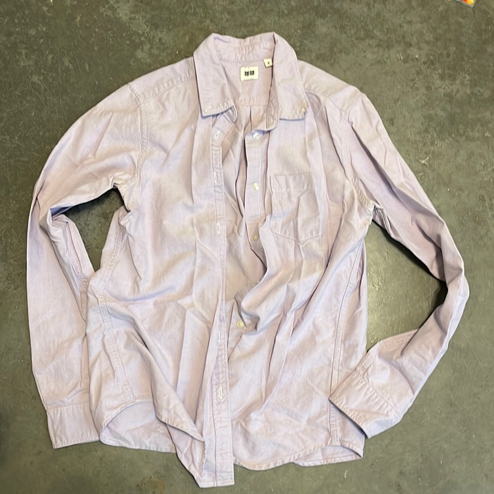 Uniqlo button down